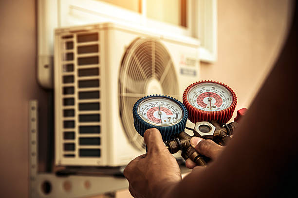 Professional Hvac technician working in Union, MI